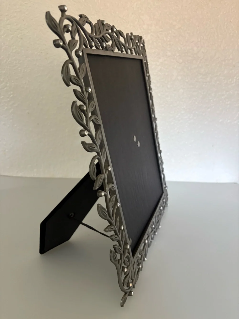 Decorative Silver Leaf Photo Frame - Silver